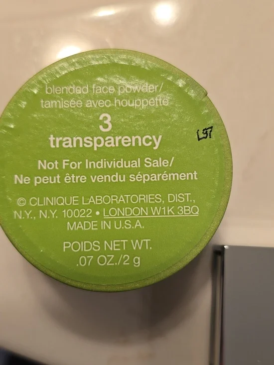 Clinique White and Silver Makeup Set Of 3 Items- Compact & Mirror Case - Picture 2 of 7